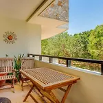 New Tropical Vibe Condo With Roof Pool Beach 3 Blks